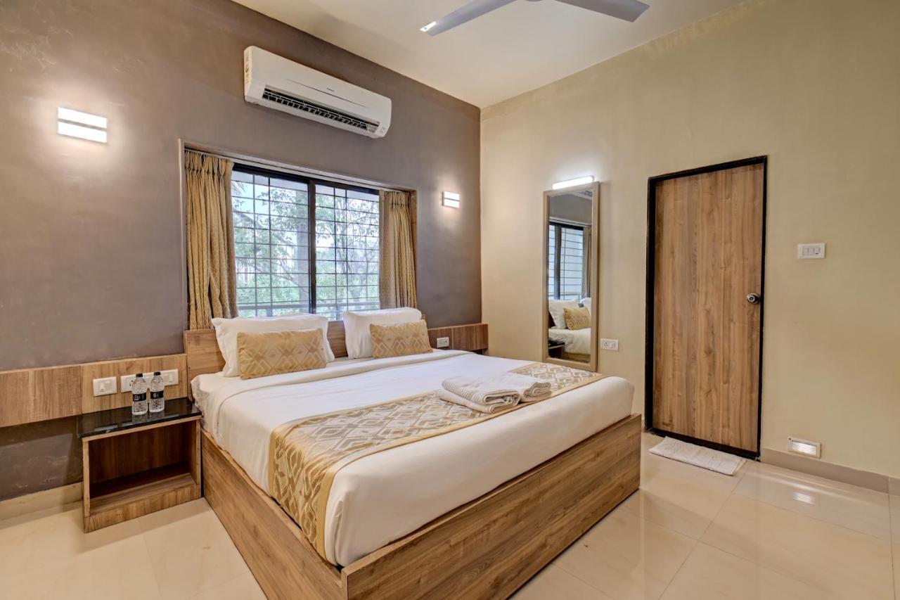Doves-Kohinoor Exotica Hotel Lonavala Kültér fotó